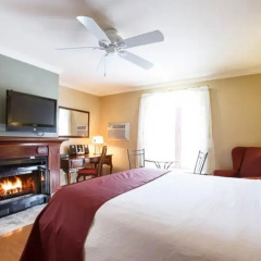 Отель Relais St-Denis 3* Стандартный номер с различными типами кроватей