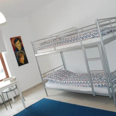 Brussel Hello Hostel Кровать в общем номере с двухъярусной кроватью