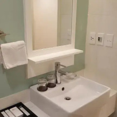 Minh Khang Hotel 3* Стандартный номер с различными типами кроватей фото 5