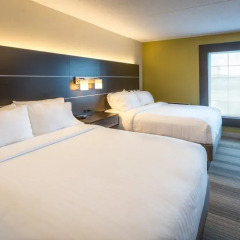 Holiday Inn Express Hotel & Suites Reading 3* Стандартный номер с различными типами кроватей фото 2