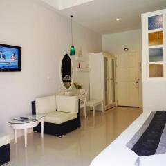 Отель The Beach Boutique House 3* Улучшенный номер с двуспальной кроватью фото 5
