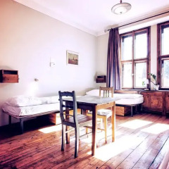 Sir Toby's Hostel Кровать в общем номере с двухъярусной кроватью фото 2