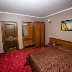 Hotel Kolisey Улучшенный номер с разными типами кроватей фото 3