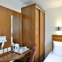 Отель Bayswater Inn удобства в номере