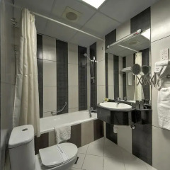 Delmon Palace Hotel 3* Стандартный номер с 2 отдельными кроватями фото 5