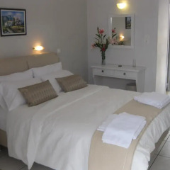 Hotel Milos 3* Улучшенный номер с различными типами кроватей фото 5