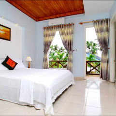 Отель Lila Homestay Hoi An 2* Улучшенный номер с различными типами кроватей