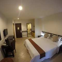 Отель Drop Inn Bangkok Бангкок комната для гостей фото 3