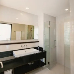 Отель Phuket Marbella Villa 4* Апартаменты с различными типами кроватей фото 24
