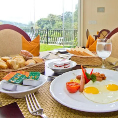 Отель Serene Grand Канди питание фото 2