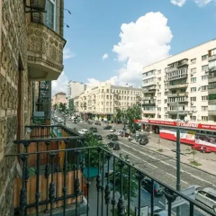 Апартаменты на Саксаганского балкон