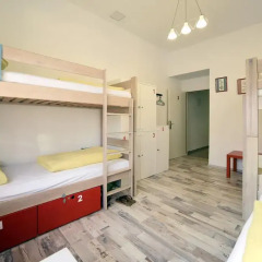 Hostel Temza Кровать в общем номере с двухъярусной кроватью фото 9