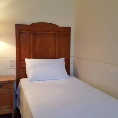 Hotel Roma E Rocca Cavour 3* Стандартный номер с различными типами кроватей фото 8