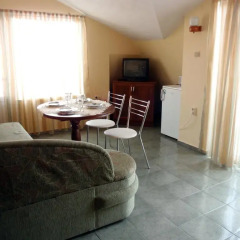 Отель Guest House Cherno More Поморие в номере фото 2