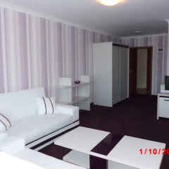Hotel Crystal комната для гостей