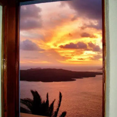 Отель Antithesis Caldera Cliff Santorini комната для гостей фото 5