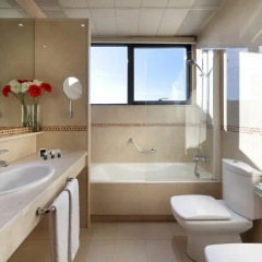Hotel Exe Plaza 4* Стандартный номер с двуспальной кроватью фото 3