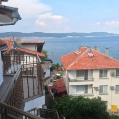 Отель Gloria Holiday House пляж