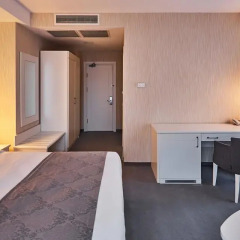 Отель Gallery Palace 4* Улучшенный номер с различными типами кроватей фото 2