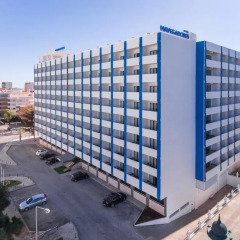 Hotel Navegadores вид на фасад