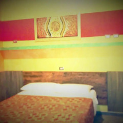 Pop Inn Hostel Стандартный номер с двуспальной кроватью фото 3