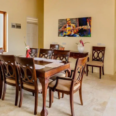 Отель Sadewa Villa питание