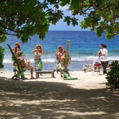 Отель Green Lodge Moorea фитнесс-зал