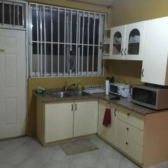 Отель Wüenam Vacation Home в номере фото 2