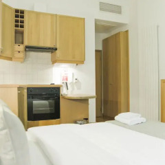 Апартаменты Studios 2 Let Serviced Apartments - Cartwright Gardens Студия с различными типами кроватей фото 32