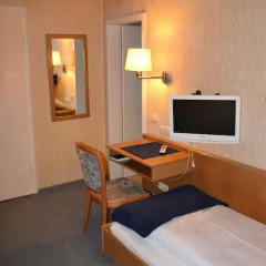 Hotel Walfisch 2* Стандартный номер с 2 отдельными кроватями фото 5
