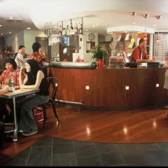 Hotel Novotel Suites Wien City Donau гостиничный бар