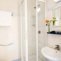 Hotel Fiorita 2* Номер категории Эконом с различными типами кроватей фото 9
