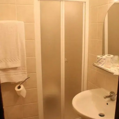 Hotel Sara 2* Стандартный номер с различными типами кроватей фото 3