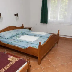 Отель Paratlan Apartmanhaz Венгрия, Силвашварад - отзывы, цены и фото номеров - забронировать отель Paratlan Apartmanhaz онлайн комната для гостей