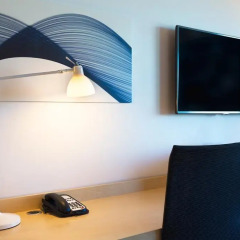 Отель Hilton Helsinki Airport 4* Стандартный номер с двуспальной кроватью фото 4