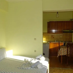 Отель Mondi's Guest House Албания, Ксамил - отзывы, цены и фото номеров - забронировать отель Mondi's Guest House онлайн комната для гостей фото 5