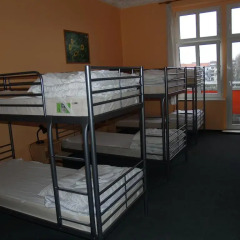 Happy Go Lucky Hotel + Hostel Кровать в общем номере фото 3