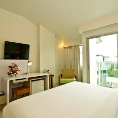 Sunshine Hotel And Residences 3* Номер Делюкс с различными типами кроватей фото 7