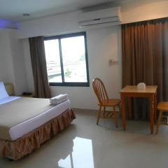 The Tower Praram 9 Hotel 3* Стандартный номер фото 3