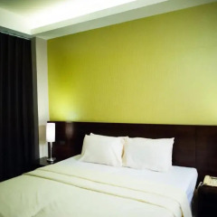 Отель Baan Silom Soi 3 2* Улучшенный номер с разными типами кроватей фото 33