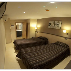 Отель Hostal Flores 2* Стандартный номер