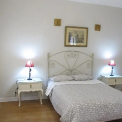 Отель Apartamento Plaza Santa Ana II Мадрид комната для гостей фото 2
