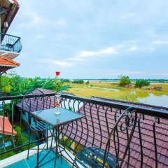 Отель Riverside Impression Homestay Villa 3* Номер Делюкс с различными типами кроватей фото 7