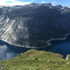Отель Trolltunga Guesthouse