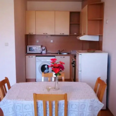 Отель Yassen VIP Apartaments Апартаменты с различными типами кроватей фото 26