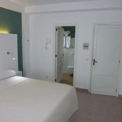 Hotel Sa Roqueta Can Picafort 2* Стандартный номер с двуспальной кроватью фото 3