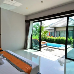 Отель Chaweng Noi Pool Villa 3* Вилла Делюкс с различными типами кроватей фото 16