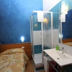 Hotel Brasil Milan Стандартный номер с разными типами кроватей (общая ванная комната)