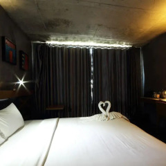 B2 Bangkok Hotel - Srinakarin 3* Номер Делюкс с различными типами кроватей фото 5