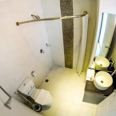 Отель My Place Phuket Airport Mansion ванная фото 2